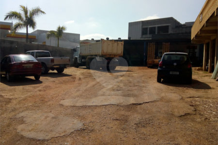 Casa à venda com 3 quartos em Vila Brasileira, Mogi das Cruzes, SP