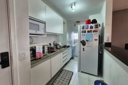 Apartamento à venda com 3 quartos, sendo 1 suíte, em Jardim Parque Morumbi, São Paulo, SP