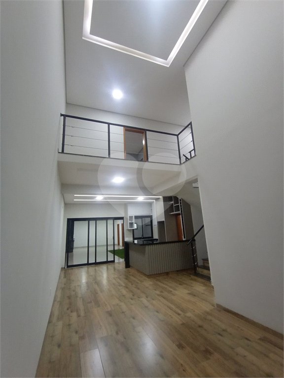 Casa à venda com 3 quartos, sendo 2 suítes, no condomínio Vila Rica, Indaiatuba - SP