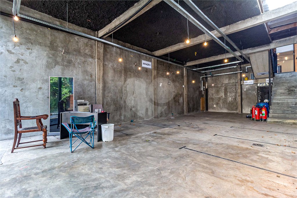 Prédio à venda ou para alugar em Vila Hamburguesa, São Paulo, SP