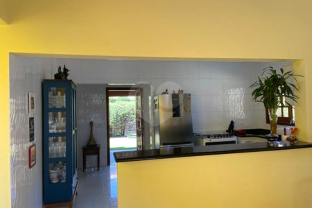 Casa à venda com 4 quartos, sendo 2 suítes, no condomínio Monte Belo, Salto - SP