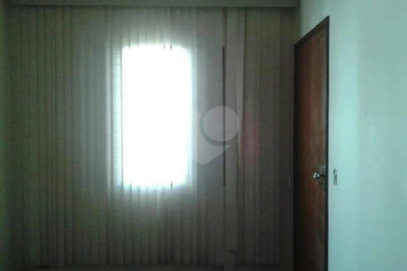 Casa Térrea à venda com 4 quartos em Vila Mazzei, São Paulo, SP