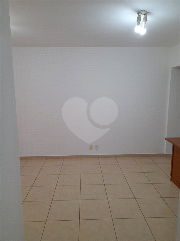 Apartamento para locação ou venda no Edifício Villagio di Napoli.