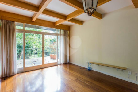 Casa para alugar com 4 suítes no condomínio Chácara Flora, São Paulo - SP