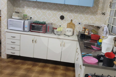 Sobrado à venda com 3 quartos em Vila Marari, São Paulo, SP