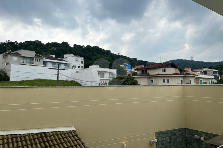 Casa à venda com 5 suítes no condomínio Mirante do Horto, São Paulo - SP