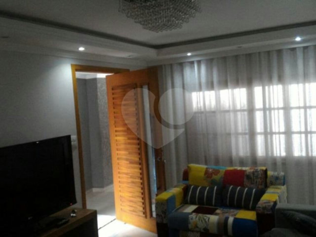 Sobrado à venda com 3 quartos, sendo 2 suítes,  em Tucuruvi, São Paulo, SP