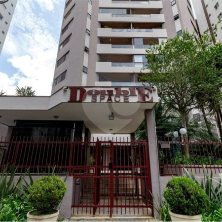 Apartamento à venda com 3 quartos, sendo 1 suíte, em Vila Hamburguesa, São Paulo, SP