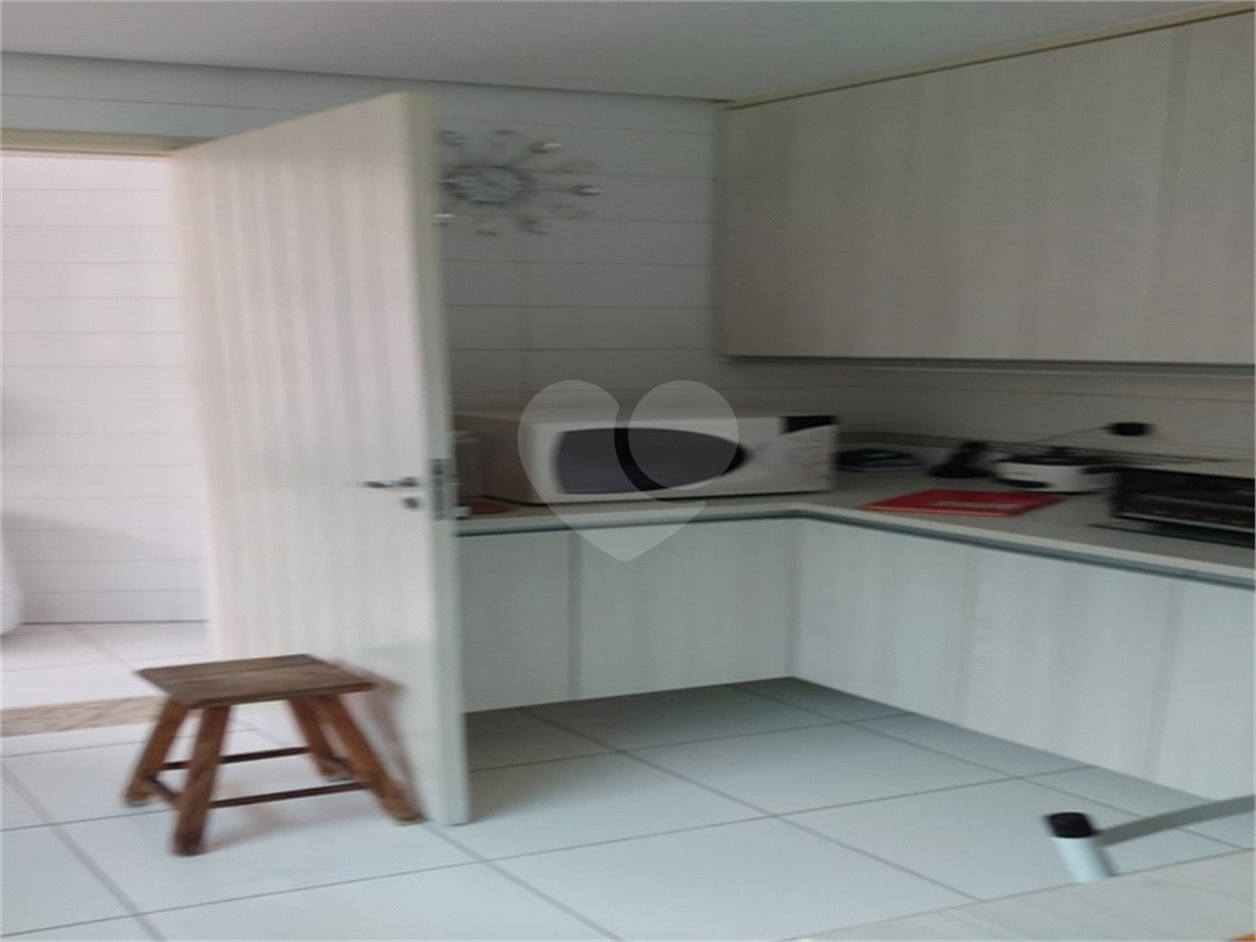 Casa à venda com 3 quartos, sendo 2 suítes, no condomínio Villa's Residencial, São Paulo - SP