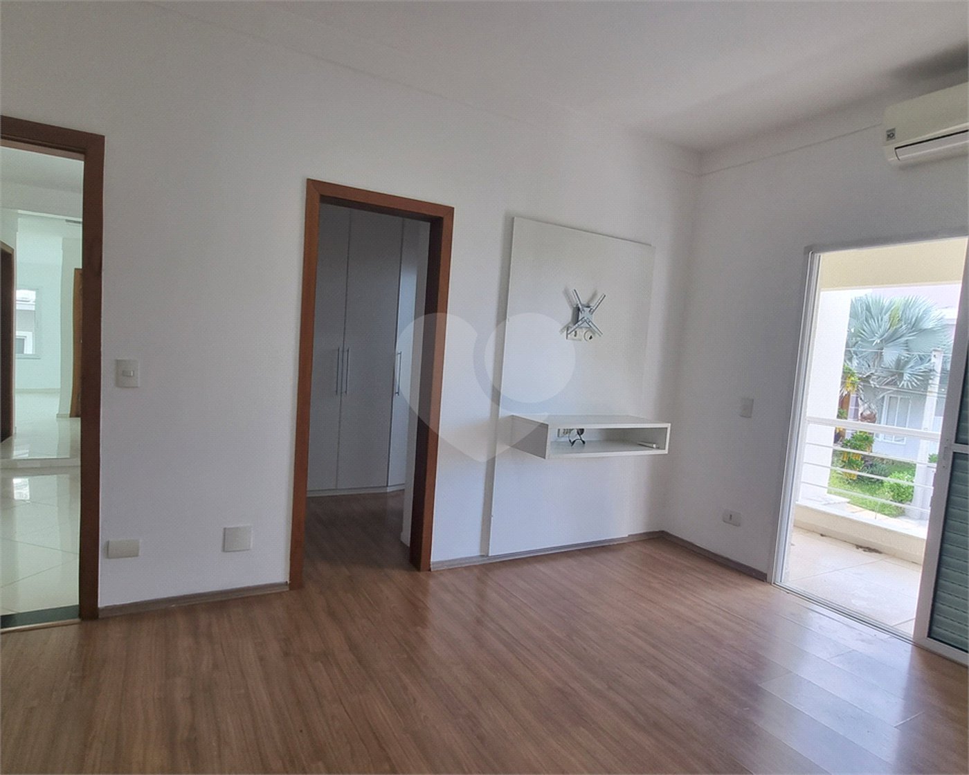 Casa à venda com 4 suítes no condomínio Mont Blanc, Sorocaba - SP