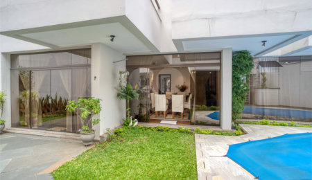Sobrado à venda com 3 quartos, sendo 2 suítes,  em City Campo Grande, São Paulo, SP