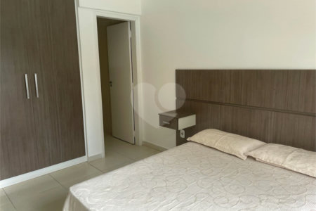 Casa à venda com 3 quartos, sendo 2 suítes,  no condomínio São Joaquim, Vinhedo - SP
