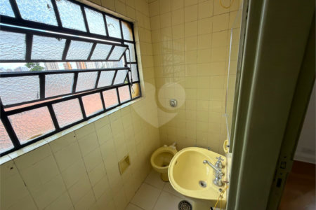 Sobrado para alugar com 6 quartos, sendo 2 suítes,  em Consolação, São Paulo, SP
