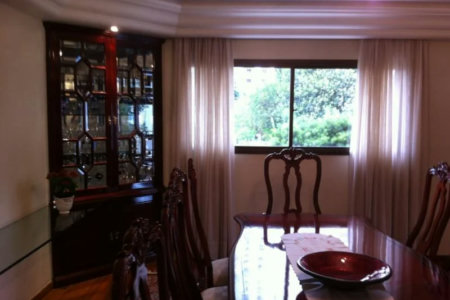 Apartamento à venda com 4 suítes em Real Parque, São Paulo, SP