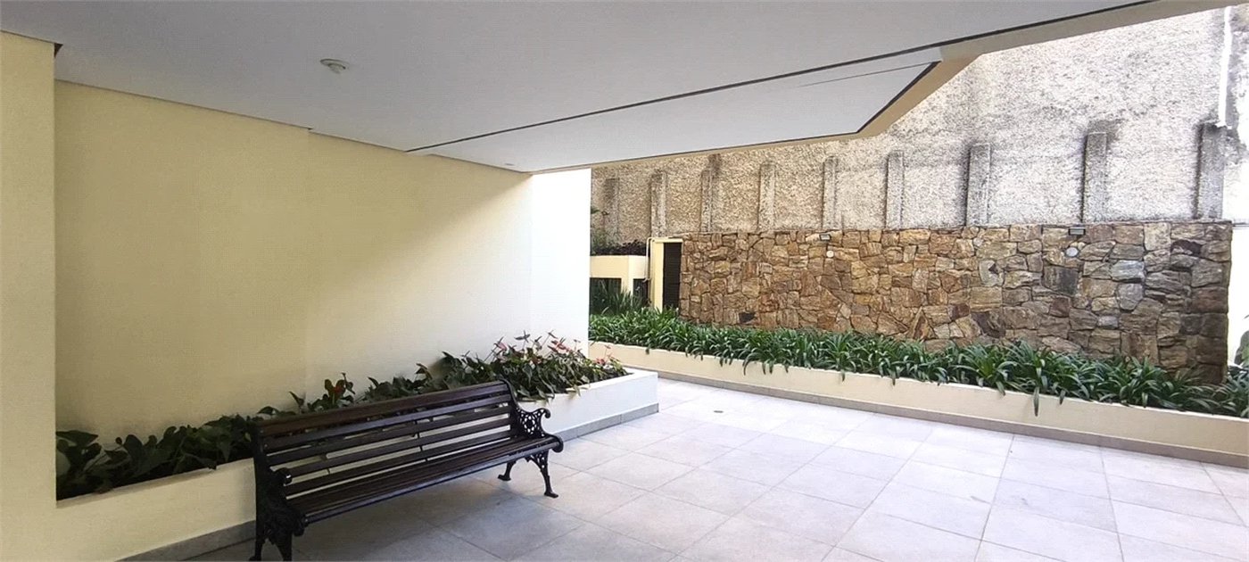 Apartamento à venda com 3 quartos, sendo 1 suíte, em Pinheiros, São Paulo, SP