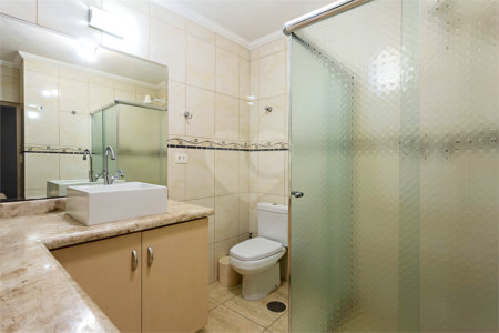 Casa à venda com 3 quartos, sendo 1 suíte, em Chácara Santo Antônio, São Paulo, SP