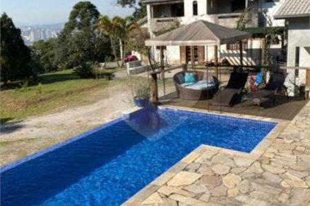 Casa à venda com 4 quartos, sendo 1 suíte, em Jardim Marica, Mogi das Cruzes, SP