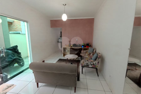 Casa à venda com 2 quartos, sendo 1 suíte, em Jardim Fogaça, Itapetininga, SP