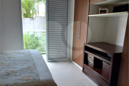 Casa à venda com 3 quartos, sendo 1 suíte, no condomínio Residencial Itatiba Country Club, Itatiba - SP