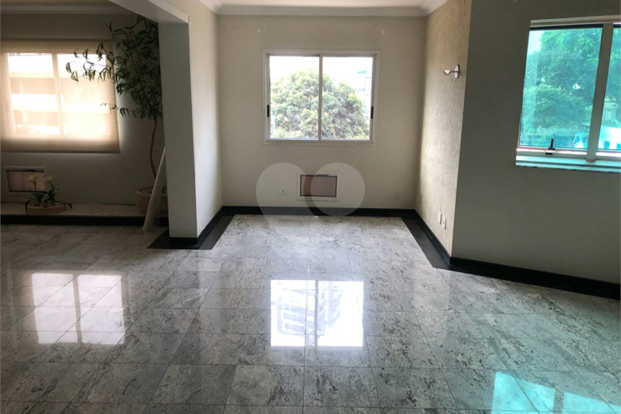 Apartamento à venda com 3 quartos, sendo 1 suíte, em Santana, São Paulo, SP