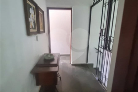 Casa à venda com 3 quartos, sendo 1 suíte, no Centro, Vinhedo, SP