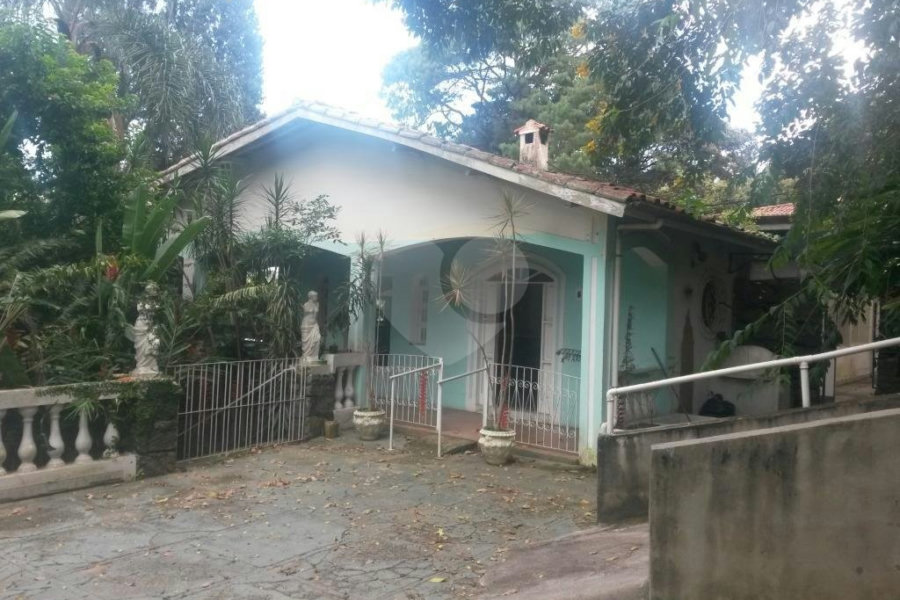 Casa Térrea à venda com 4 quartos, sendo 2 suítes, em Serra da Cantareira, São Paulo, SP