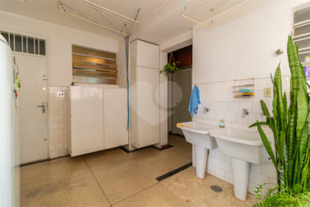 Apartamento à venda com 3 quartos, sendo 1 suíte, em Jardim Paulista, São Paulo, SP