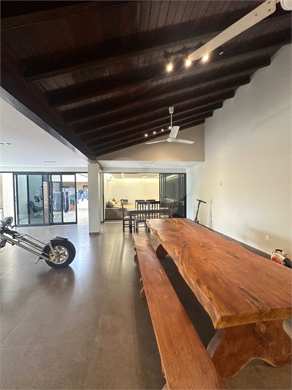Casa à venda com 6 suítes em Pedro Juan Caballero, Amambay