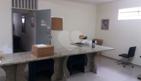 Casa à venda ou para alugar com 8 quartos em Chácara Santo Antônio, São Paulo, SP