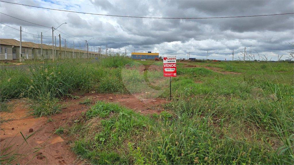 Terreno à venda em Parque Residencial São Lucas, Araraquara, SP