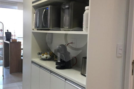 Apartamento à venda com 3 suítes em Vila Paulicéia, São Paulo, SP