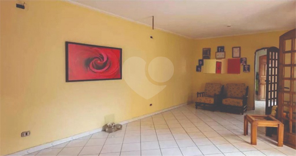Sobrado à venda com 3 quartos, sendo 1 suíte,  em Santa Teresinha, São Paulo, SP