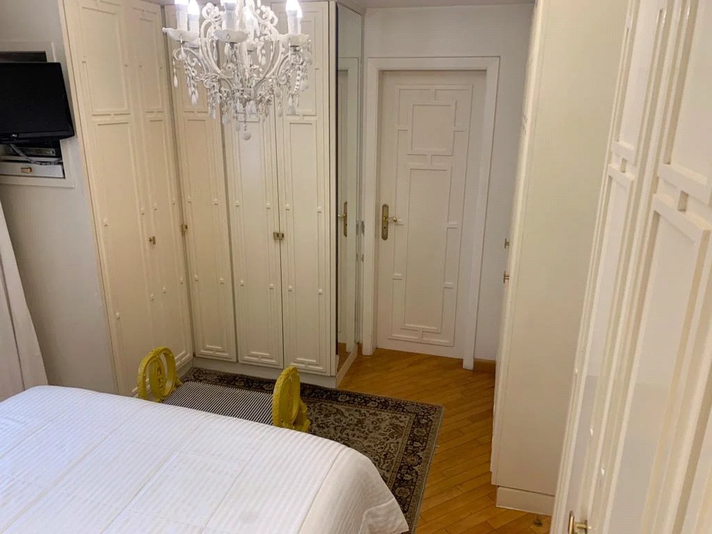 Apartamento à venda com 3 suítes em Vila Suzana, São Paulo, SP
