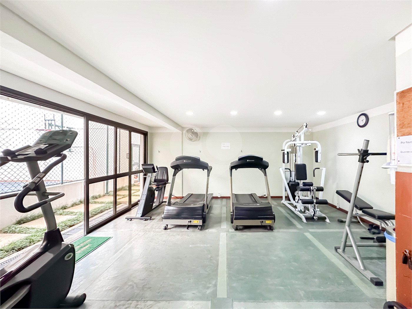 Apartamento à venda com 4 quartos, sendo 2 suítes, em Alto da Boa Vista, São Paulo, SP