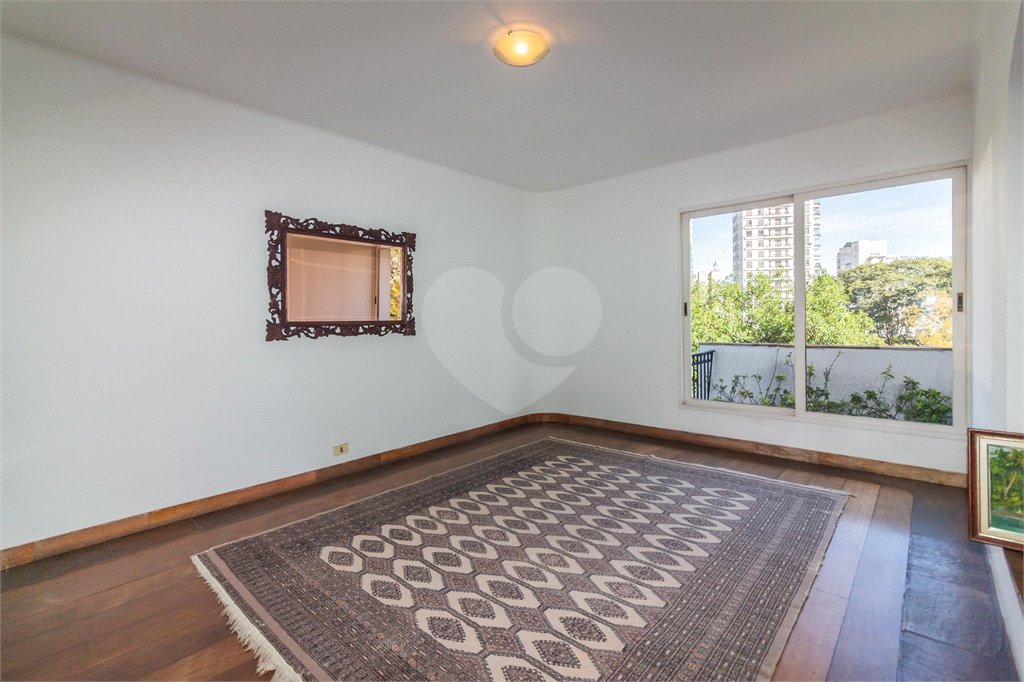 Apartamento à venda com 4 quartos, sendo 3 suítes, em Vila Andrade, São Paulo, SP