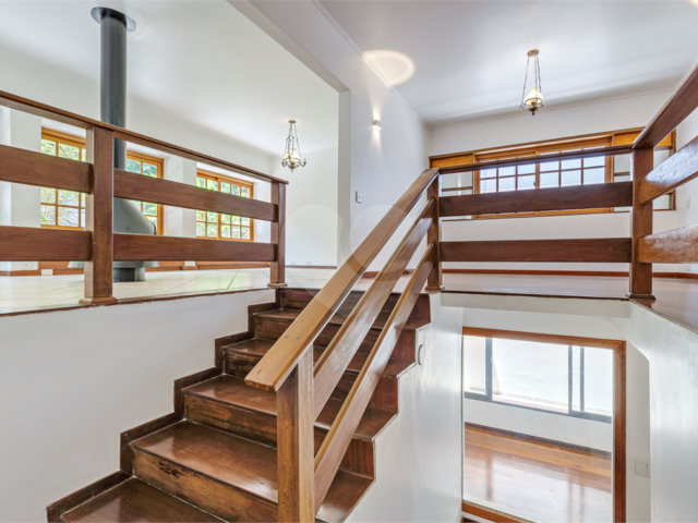 Casa à venda com 3 quartos, sendo 1 suíte,  em Granja Julieta, São Paulo, SP
