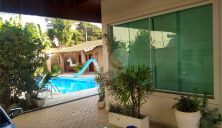 Casa à venda com 4 quartos, sendo 3 suítes,  em Jardim Estância Brasil, Atibaia, SP
