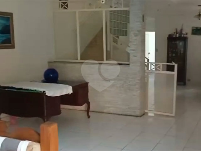 Sobrado à venda com 3 quartos, sendo 2 suítes,  em Planalto Paulista, São Paulo, SP