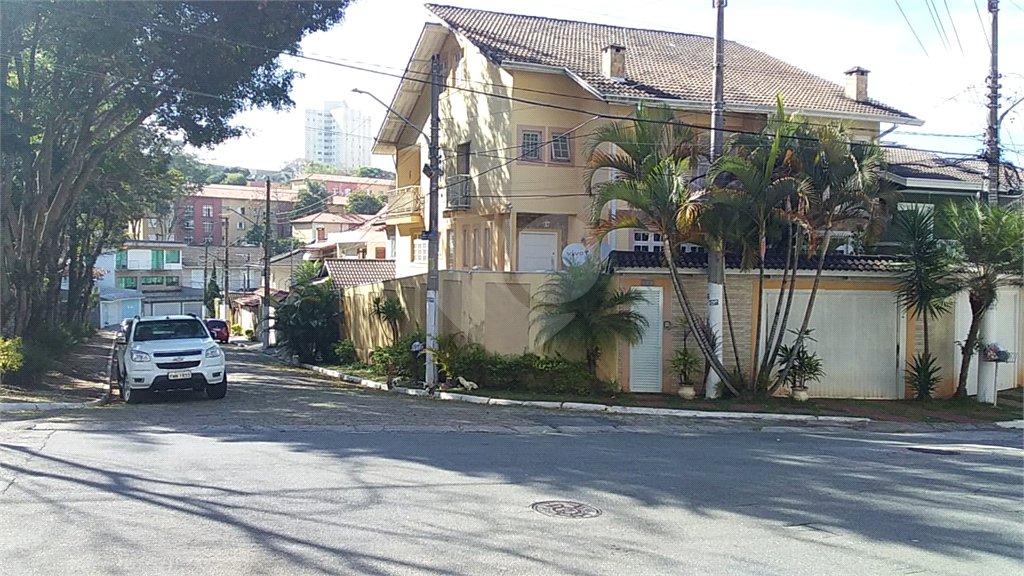 Sobrado à venda com 4 quartos, sendo 1 suíte, em Mandaqui, São Paulo, SP