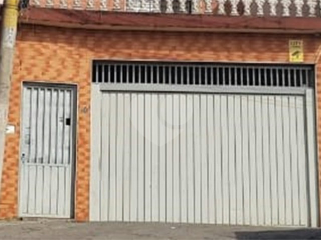 Casa à venda com 3 quartos no condomínio Travessa Corupa,16, São Paulo - SP