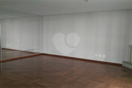 Apartamento à venda com 4 suítes em Vila Suzana, São Paulo, SP