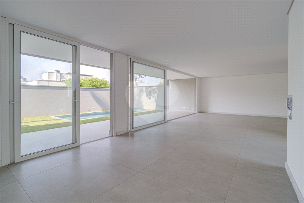 Casa à venda com 4 suítes no condomínio Jamestown, São Paulo - SP