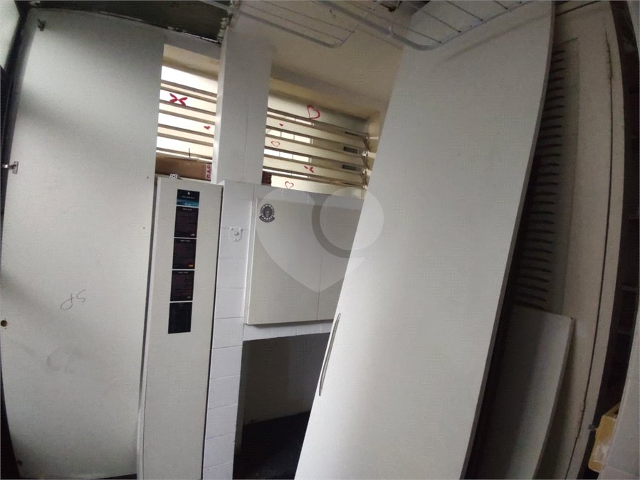Sobrado à venda com 5 quartos, sendo 3 suítes, em Cidade Monções, São Paulo, SP