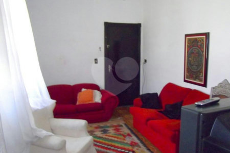 Casa Térrea à venda com 4 quartos, sendo 2 suítes, em Interlagos, São Paulo, SP