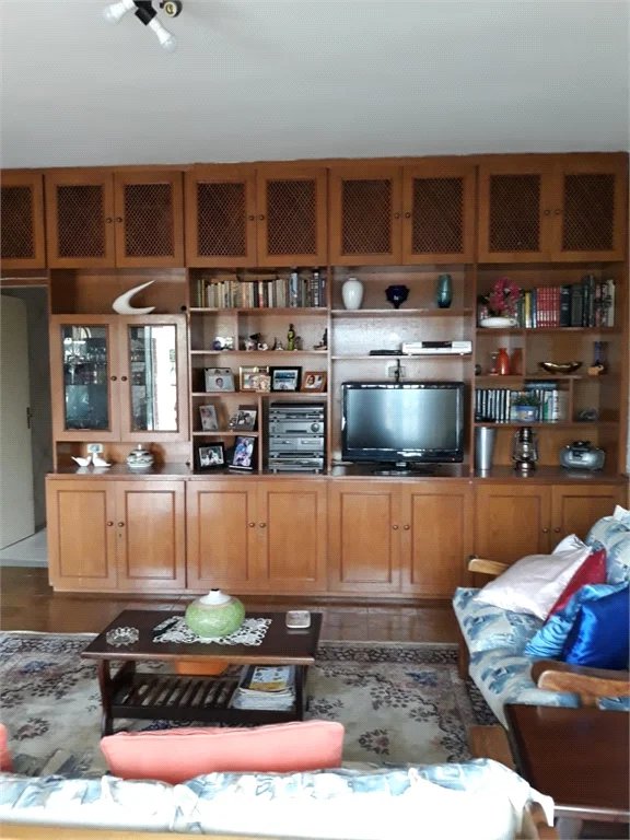 Casa à venda com 2 quartos, sendo 1 suíte, em Vila Anastácio, São Paulo, SP