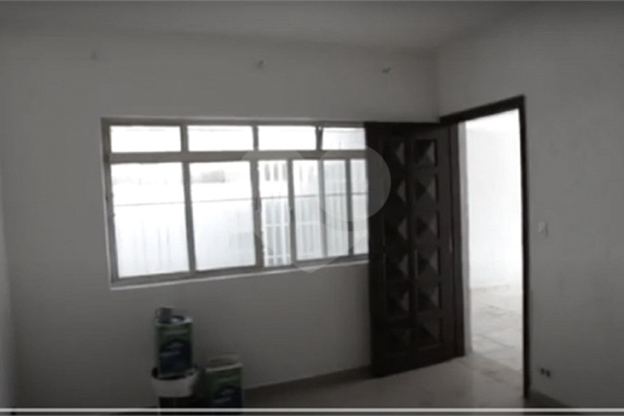 Casa à venda com 3 quartos, sendo 2 suítes,  no condomínio Não, São Paulo - SP
