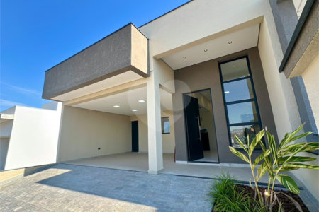 Casa à venda com 3 quartos, sendo 1 suíte, no condomínio Residencial Villagio Wanel, Sorocaba - SP