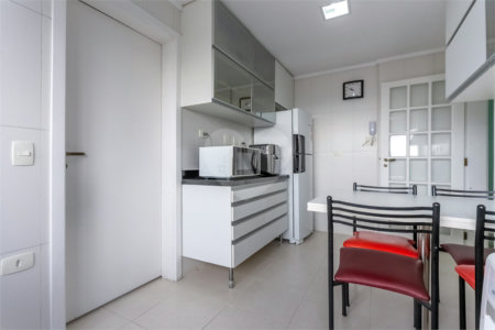Apartamento à venda com 3 suítes em Vila Mascote, São Paulo, SP