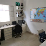 Casa à venda com 4 quartos, sendo 2 suítes, no condomínio Residencial Jardim das Palmeiras, Vinhedo - SP