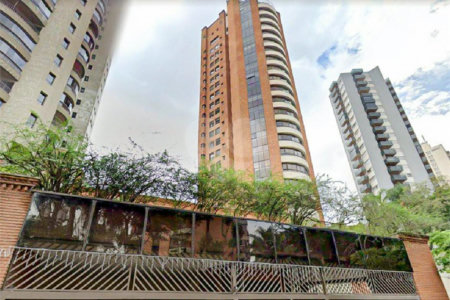 Cobertura à venda com 4 suítes em Vila Suzana, São Paulo, SP